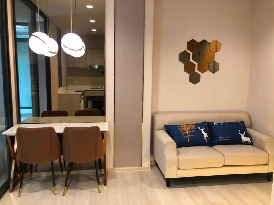 ให้เช่าคอนโดวิทยุ ชิดลม หลังสวน : #ให้เช่า คอนโด ไลฟ์ วัน ไวร์เลส ( Condo for rent Life One Wireless ) - 1 ห้องนอน 1 ห้องน้ำ - ชั้น 11 ขนาด 35 ตร.ม - เฟอร์นิเจอร์ครบ  ค่าเช่า 25,000 บาท/เดือน
