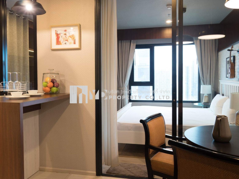 ให้เช่าคอนโดพระราม 9 เพชรบุรีตัดใหม่ RCA : ราคาถูกมาก RENT : LIFE อโศก MRT เพชรบุรี [1 BED Plus 35 ตร.ม -  ชัิ้นสูง วิวเมือง  - 18,000 บาท