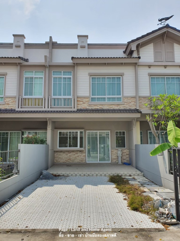 For SaleTownhouseMin Buri, Romklao : Townhouse for sale, Indy Srinakarin-Romklao, 2 bedrooms, next to the clubhouse.