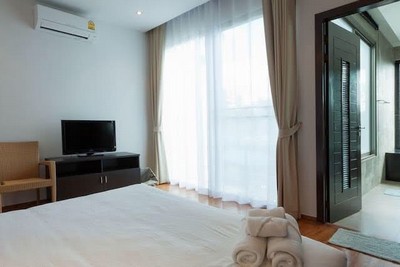 ขายทาวน์เฮ้าส์/ทาวน์โฮมภูเก็ต : ขาย ทาวน์โฮม Vanilla Pool Villa 155 ตรม. 24 ตร.วา 2 นอน 3 น้ำ พูลวิลล่า ตกแต่งสวย ติดทะเล หาดราไวย์