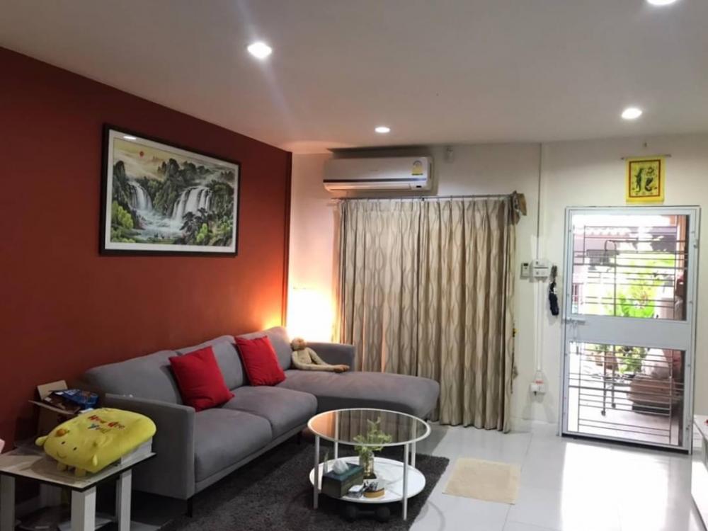 For RentTownhouseNawamin, Ramindra : 💥House for rent, 2-story townhouse, 2 bedrooms, 2 bathrooms, Lert Ubon Village, Watcharaphon Intersection, near Chatuchot Expressway and along Ramindra Expressway.