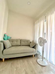 For RentCondoPinklao, Charansanitwong : JSN516 Condo for rent, The tree charan 30, beautiful room, clean, custom made furniture, every piece. Carry one bag and move in.