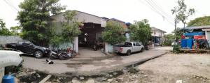 For SaleLandNawamin, Ramindra : Urgent, want to sell land with buildings, area 196 sq. Wa, Ramintra 62 km. 9