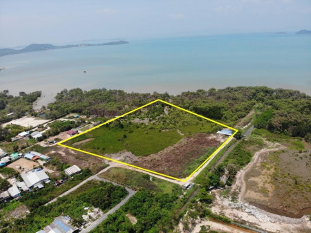 For SaleLandPhuket : Land for sale on the beach, Koh Kaew, Phuket, 29 rai 2 ngan 50 square wa, suitable for a port, shipyard, Marina Village