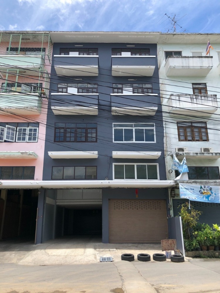 For SaleShophouseEakachai, Bang Bon : Commercial building for sale, 2 units, Ekkachai 69