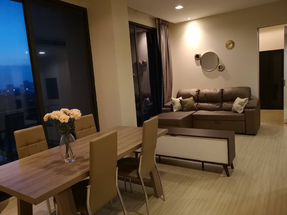 For SaleCondoLadprao, Central Ladprao : Equinox Phahol Vibha, quick sale, only 3.2 million baht. Cheapest in the project, size 31.5 sq m, high floor, this price includes transfer. Interested in making an appointment to see?