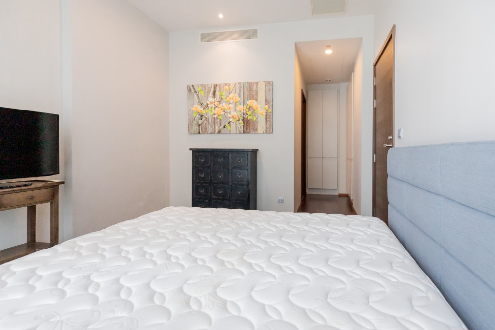 For SaleCondoSukhumvit, Asoke, Thonglor : Quattro Sale, Thonglor condo, 1 bedroom, pool view There are electrical appliances, complete kitchen equipment, sold with tenants.
