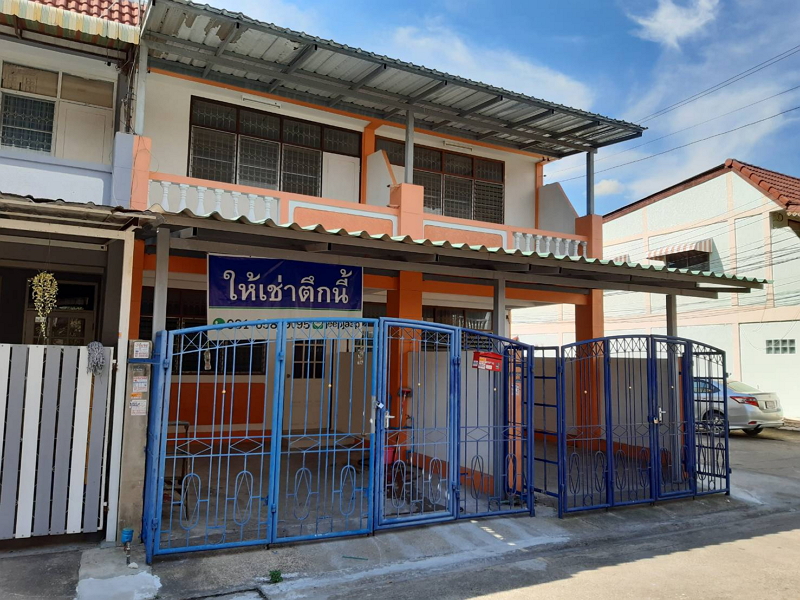 For RentTownhouseNakhon Pathom, Phutthamonthon, Salaya : Townhouse for rent, Phra Pin 2, ready to move in, 2 bedrooms, 2 air conditioners, can park the car, rent 6,900 baht
