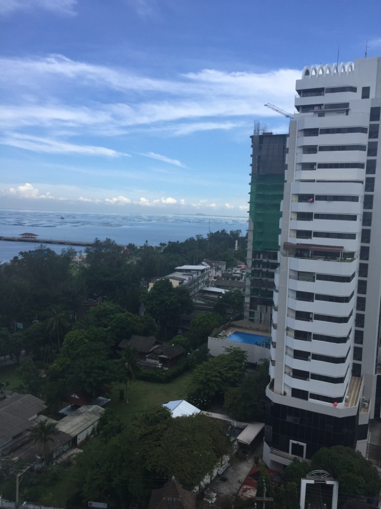 ขายคอนโดศรีราชา แหลมฉบัง บ้านบึง : หั่นราคาปลายปี! ขายถูก คอนโด Ladda View ลัดดาวิว ศรีราชา ชั้น 12 ขนาด 33 ตรม. พร้อมเข้าอยู่ [6404-3015031]