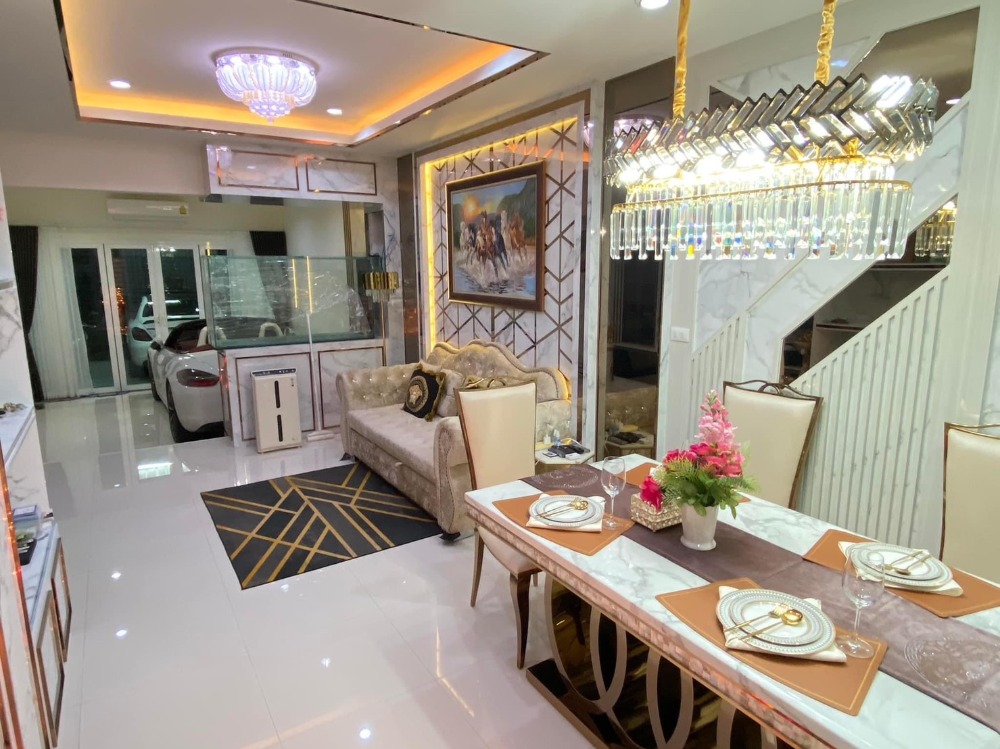 For RentTownhouseRatchadapisek, Huaikwang, Suttisan : 2540😊😍 For RENT&SELL ให้เช่าและขายทาวน์เฮ้าส์ 3 ชั้น, 3 ห้องนอน🚄ใกล้ MRT ห้วยขวาง🏢ห้วยขวาง🔔พื้นที่บ้าน:21.00ตร.วา🔔พื้นที่ใช้สอย:252.00ตร.ม.💲เช่า:65,000฿💲ขาย:9,900,000฿📞099-5919653✅LineID:@sureresidence