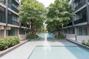 For RentCondoOnnut, Udomsuk : A Space Me Sukhumvit 77 price 6,5000 baht/month There are rooms available every day. You can make an appointment to see the room. #Add line, reply very quickly. ***Rooms are released very quickly. There are many rooms. Take a screenshot of the room or Cop