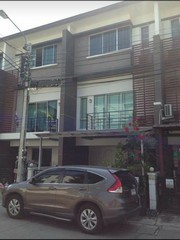For RentTownhouseEakachai, Bang Bon : RT560 Townhome for rent, 3 bedrooms, 4 bathrooms, Town Plus Village, Ratchaphruek-Charan.