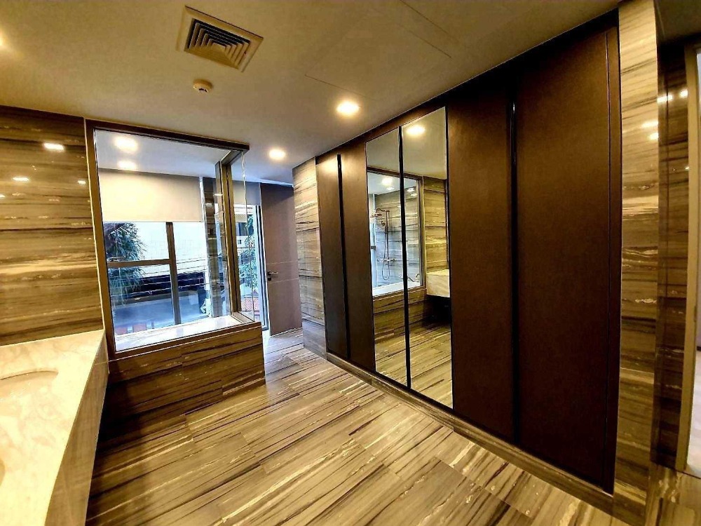 ให้เช่าคอนโดสุขุมวิท อโศก ทองหล่อ : Ashton Residence 41 ให้เช่า 3 ห้องนอน 135 ตร.ม. ชั้น 3 พร้อมอยู่ใกล้ BTS พร้อมพงษ์เดินทางสะดวก