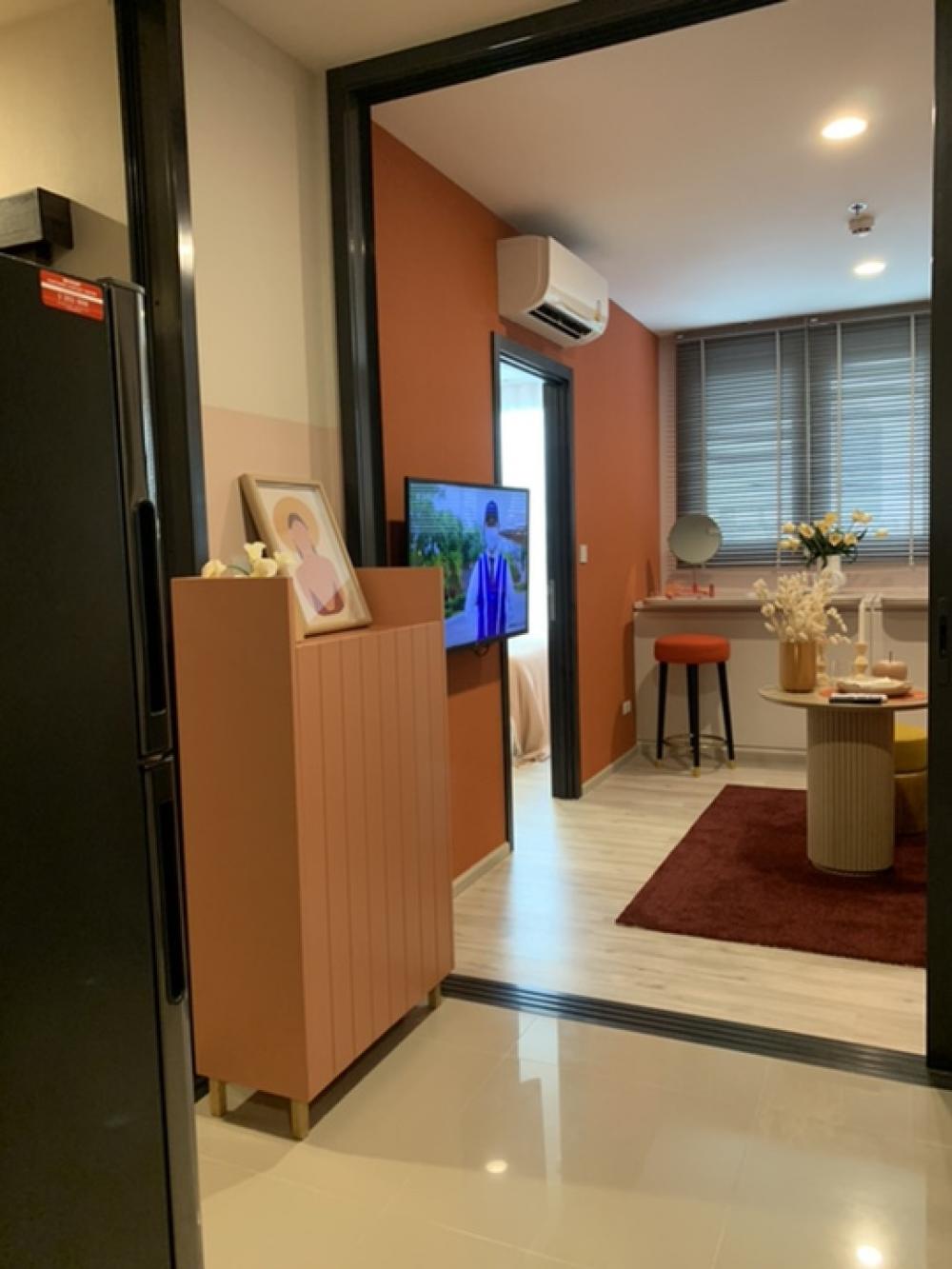 For SaleCondoRatchadapisek, Huaikwang, Suttisan : Luxury condo for sale, next to MRT Huailwang (XT Huai Khwang), next to MRT Huai Khwang, 1 bed 35 sq.m., price 3,900,000 baht, fully furnished, south, get the best wind.