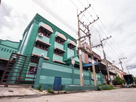 For SaleFactoryMahachai Samut Sakhon : Factory for sale, Soi Petchkasem 95 800 sq m. 225 sq wa, ready to make factory warehouse.