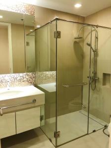For RentCondoRama9, Petchburi, RCA : For rent, special price, Circle living prototype condo, beautiful room, complete facilities