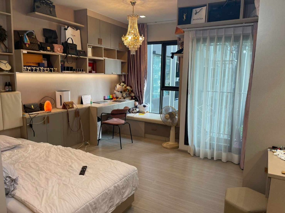 ขายคอนโดพระราม 9 เพชรบุรีตัดใหม่ RCA : ★☆ Studio Fully-Furnished  Life Asoke Rama9 Studio 25 ตรม..  3.69 ล้านบาท !  ★☆