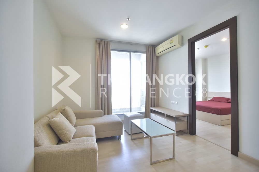 For SaleCondoRatchadapisek, Huaikwang, Suttisan : Condo for sale Rhythm Ratchada 4.3 million, fully furnished, ready to move in, next to MRT Ratchada 46 sq.m., beautiful room, good view. Pls.Call 090-9193641 Jee