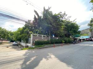 For RentLandNawamin, Ramindra : Land with building for lease on Nawamin 24, Land area 2-1-6 Rai
