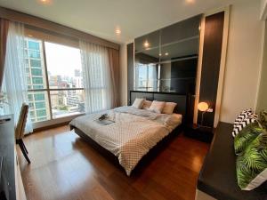 For RentCondoWitthayu, Chidlom, Langsuan, Ploenchit : For Rent The Address Chidlom size 80 sqm 2 bed BTS Chidlom 300 m fully furnished