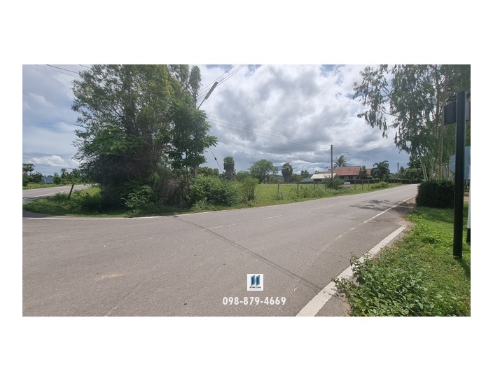 For SaleLandHuahin, Prachuap Khiri Khan, Pran Buri : Land for sale, Khao Kalok Beach, near the sea, size 5-2-65.9 rai, corner plot, reclamation, only 700 meters from the beach