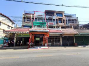 For SaleShophousePinklao, Charansanitwong : 4 storey commercial building for sale (on the road Soi Charansanitwong 35) near Makro Charan, near the train