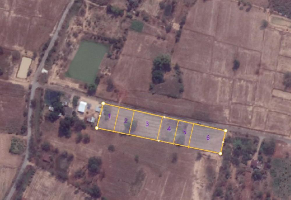For SaleLandSuphan Buri : 6 plots of land for sale (all plots of red Garuda deed), water and electricity access, Sa Krajom Subdistrict, Don Chedi District, Suphan Buri Province