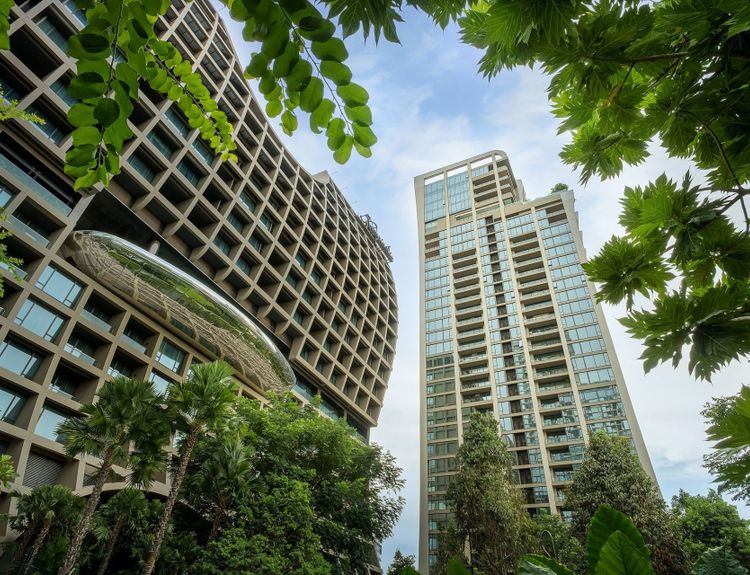 For SaleCondoWitthayu, Chidlom, Langsuan, Ploenchit : Exclusive offer 2B 3B size 143 (only 24x,xxx/sq m) Beautiful view, Fully fitted, Feel like home Sell 35.4 MB only