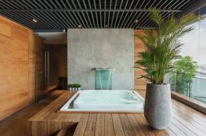 For SaleCondoSukhumvit, Asoke, Thonglor : ★☆ Sell Millenium Residence Penthouse 376.8 sq m. Automatic In-Door System Renovated + In-Door Jacuzzi ★☆