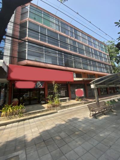 For RentShophouseBang kae, Phetkasem : Commercial building for rent, 4 floors, 6 booths, Petchkasem 116, next to the main road.