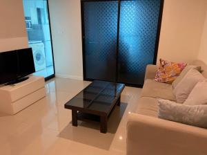 For RentCondoRatchadapisek, Huaikwang, Suttisan : Metro Sky Ratchada has rooms available every day. You can make an appointment to see the room. #Add line, reply very quickly. ***Rooms are released very quickly. There are many rooms. Take a screenshot of the room or Copy link. Send Line to inquire and ma