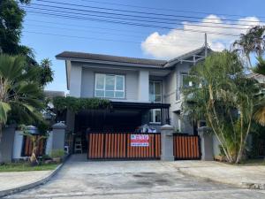 ขายบ้านปทุมธานี รังสิต ธรรมศาสตร์ : ขายบ้านเดี่ยว 2 ชั้น บ้านฟ้าปิยรมณ์ (เลคแอนด์พาร์ค เฟส3)ลำลูกกา คลอง 6 บึงคำพร้อย ปทุมธานีเฟสทำเลดีที่สุดในโครงการ ใกล้ถนนใหญ่ ตลาด ตรงข้าม Sport complexเนื้อที่ 70 ตารางวาพื้นที่ใช้สอน 250 ตารางเมตร5 ห้องนอน 3 ห้องน้ำ