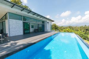 เช่าบ้านเชียงใหม่ : AHD1332 ให้เช่า Pool villa 3 หลัง กับบ้านสไตล์ Modern พร้อมสระว่ายน้ำในตัว