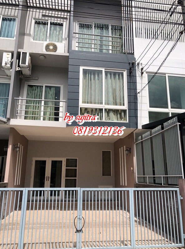 For RentTownhouseNawamin, Ramindra : For rent, 3-storey townhome, 22 sq m., near Makro, Ram Inthra Road, can register the company.