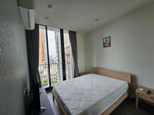 For RentCondoSukhumvit, Asoke, Thonglor : 2 bed rooms for rent at BTS Phrom Phong - only 500 metre from Emporium