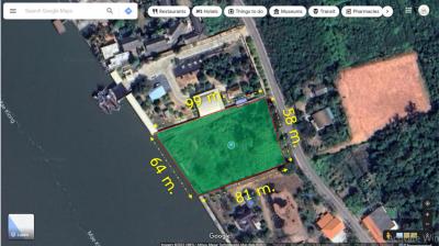 For SaleLandSamut Songkhram : Land for sale, 3 rai 1 ngan 56 square wa, next to the Mae Klong River, Samut Songkhram, has been filled and made a dam.