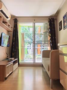 For RentCondoRatchadapisek, Huaikwang, Suttisan : Emerald Residence Ratchada **Line ID: @m9898 (with @ ) Please send us a line for more information