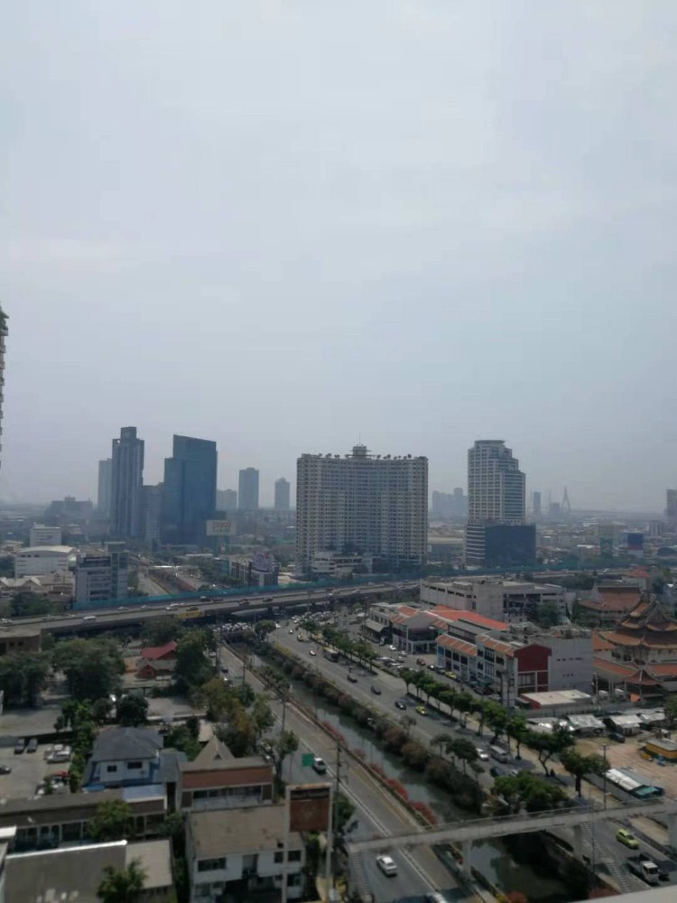 ขายคอนโดสาทร นราธิวาส : 60 Sqm. on 16th Floor 2 Bedrooms 2 Bathrooms 2 Parking lot, River View, for Sale and Rent