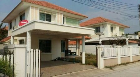 For SaleHouseSriracha Laem Chabang Ban Bueng : House for sale, located on the road nine kilometers. Baan Suan View Khao 240 sq m, 61.3 sq wa. The new house has never been lived in. Near St. Paul and Laem Chabang School, the house is only 6 years old