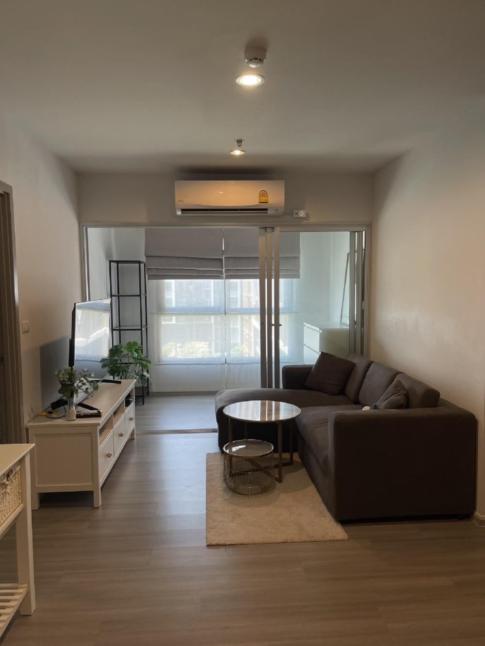 For RentCondoPinklao, Charansanitwong : The Parkland Charan - Pinklao Condo for rent: 1 bedroom Extra for 45 sqm. 9th floor. Fully furnished and electrical appliances.Next to MRT Bangyikhan.Rental only for 18,000 / m.