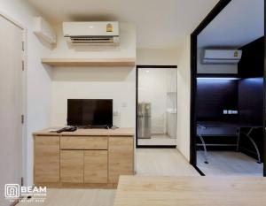 For RentCondoRama9, Petchburi, RCA : LI118_P Life Asoke 🤩 Fully furnished. Ready to move in, high floor, beautiful view 🤩