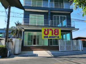 ขายทาวน์เฮ้าส์/ทาวน์โฮมนครปฐม : ขาย อาคารพาณิยช์และทาวน์โฮม ริมแม่น้ำนครชัยศรี สัมปทวน  วัดกกตาล  ข้ามเรือไปตลาดน้ำ ได้  เหมาะ ทำ โฮมสเตย์