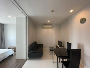 For RentCondoOnnut, Udomsuk : 💎 The Bloom Sukhumvit 71 💎 Corner room with a wide view 🎏 Area 34.43 sq m 💢 at a very cheap price‼️ ฿9,999‼️🎉 All electrical appliances are ready to move in 🔥☺️‼️‼️