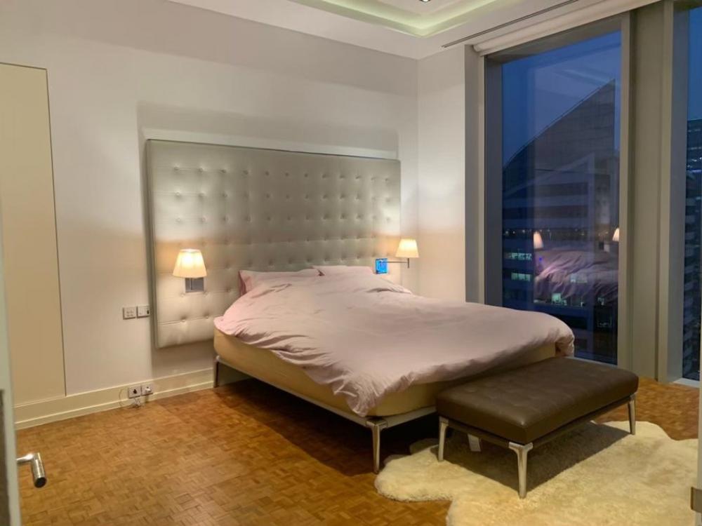 For RentCondoSathorn, Narathiwat : Rental : The Ritz Carlton Sathorn , 2 Bed 2 Bath , 135 sqm , Floor 42 🐈‍⬛🦮🐘Pet Friendly Condo 🔥🔥Rental Price : 180,000 THB/ Month 🔥🔥