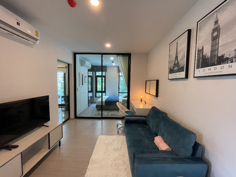 For RentCondoRama9, Petchburi, RCA : Hot ! Aspire Asoke - Ratchada, beautiful room, corner, 35 SQM, separate kitchen, ready to move in.