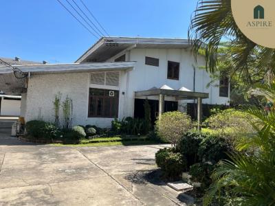 For RentWarehouseSukhumvit, Asoke, Thonglor : [For Rent] House and Warehouse in Sukhumvit 71