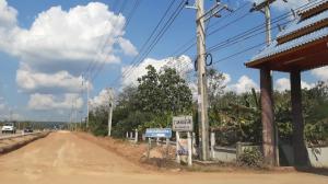 For SaleLandLampang : Land and houses for sale, over 2 rai, next to the main road, Lampang - Chae Hom (Mueang Lampang District)