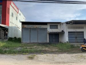 For SaleHouseKanchanaburi : Want to sell a house and warehouse with land on the main road, Saeng Chuto (323) Tha Muang, Kanchanaburi.