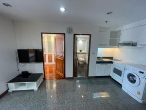 For RentCondoSukhumvit, Asoke, Thonglor : 🔥For Rent Asoke Place 2 Bedrooms 24,000/Month🔥
