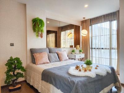For RentCondoWitthayu, Chidlom, Langsuan, Ploenchit : Condo for rent at Na Vara Residence, pool view fully furnished ready to move in Close to Chidlom BTS station